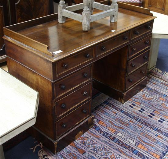 A Victorian mahogany desk, W.121cm